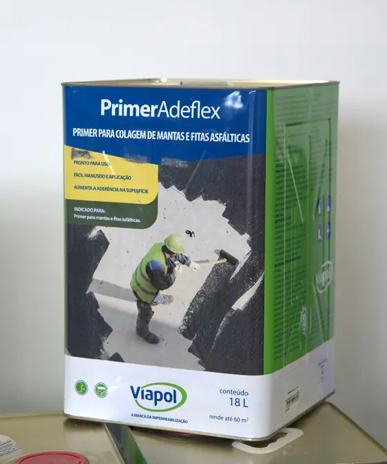 Lata de Primer Adeflex da Viapol na loja